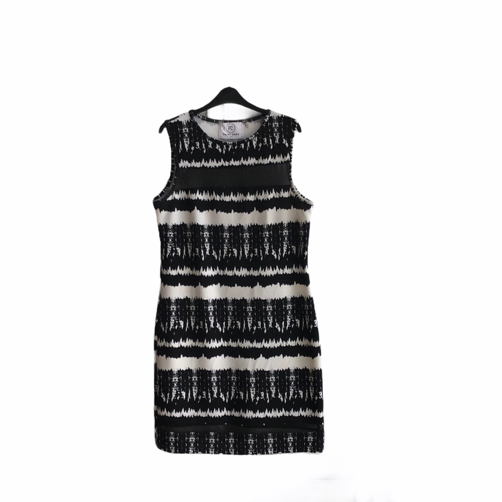 Point Zero Bodycon Dress - Picture 2 of 8